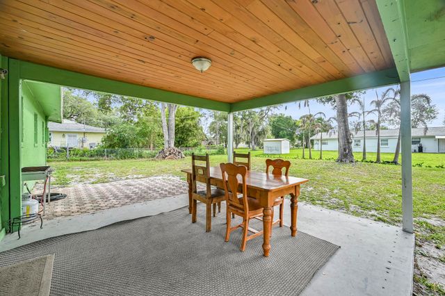 5214 Bowling Green Drive, Fort Pierce, FL 34951