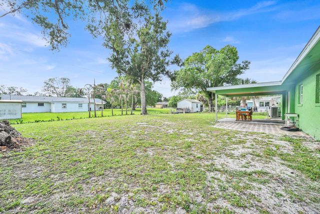 5214 Bowling Green Drive, Fort Pierce, FL 34951