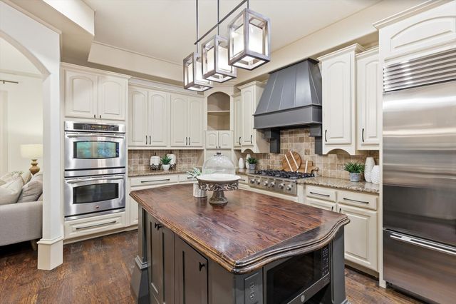 3206 Timberline Drive, Highland Village, TX 75077