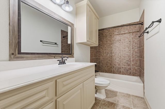 3206 Timberline Drive, Highland Village, TX 75077