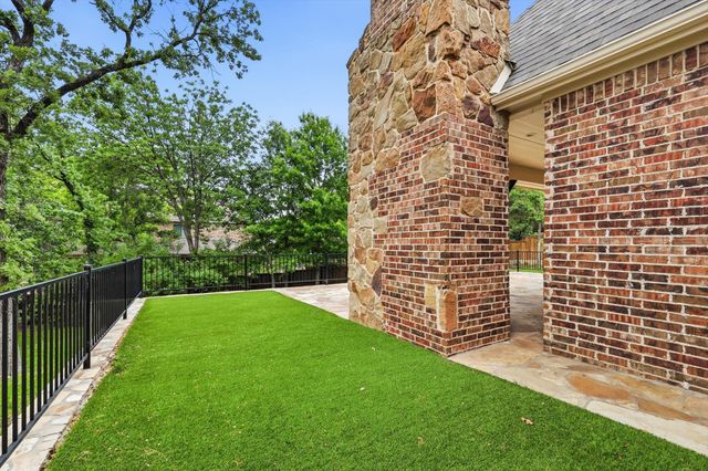 3206 Timberline Drive, Highland Village, TX 75077
