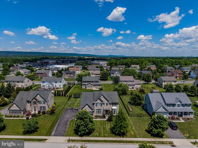 132 WARM SUNDAY WAY, Mechanicsburg, PA 17050