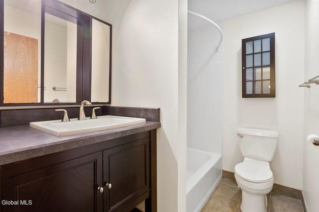 21 Peterson Court, Troy, NY 12180