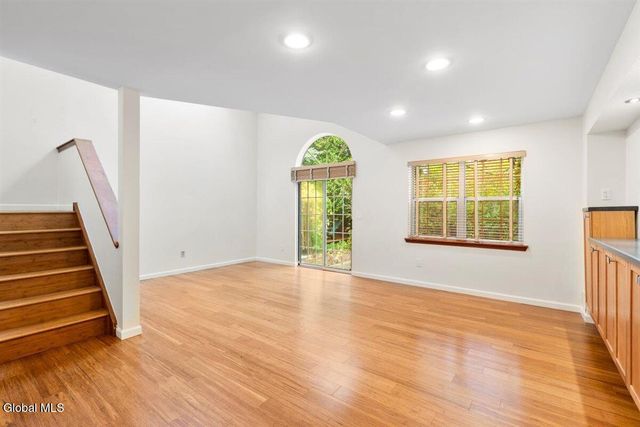 21 Peterson Court, Troy, NY 12180