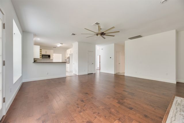 1305 Meadowbrook Drive, Mckinney, TX 75069