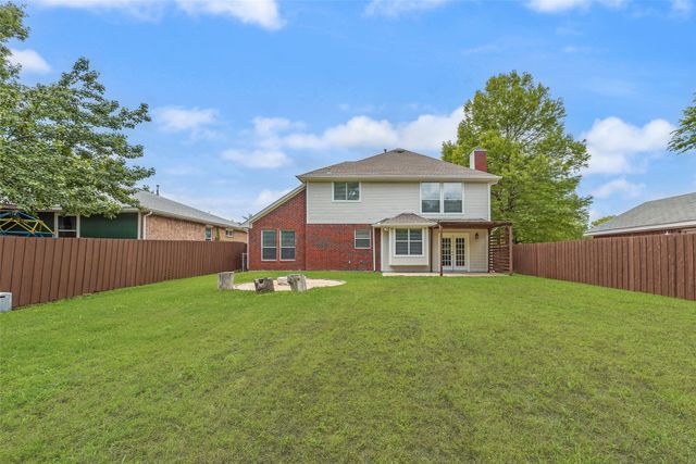 1305 Meadowbrook Drive, Mckinney, TX 75069