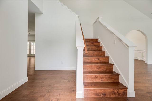 1305 Meadowbrook Drive, Mckinney, TX 75069