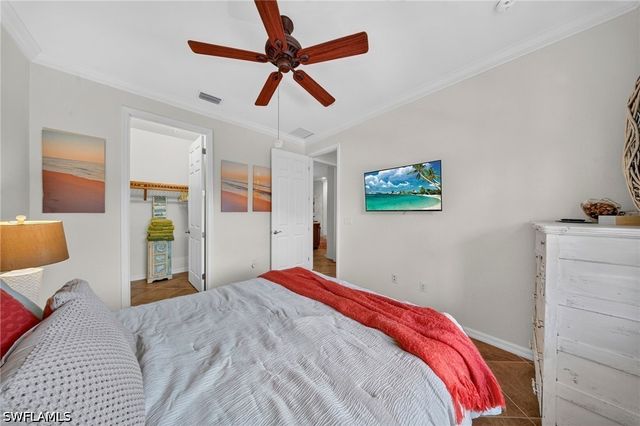 8965 Malibu LN 802, Naples, FL 34113