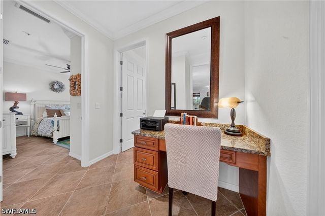 8965 Malibu LN 802, Naples, FL 34113