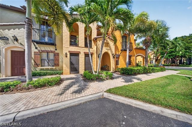 8965 Malibu LN 802, Naples, FL 34113