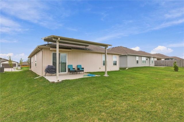 20312 W 193rd Lane, Spring Hill, KS 66083