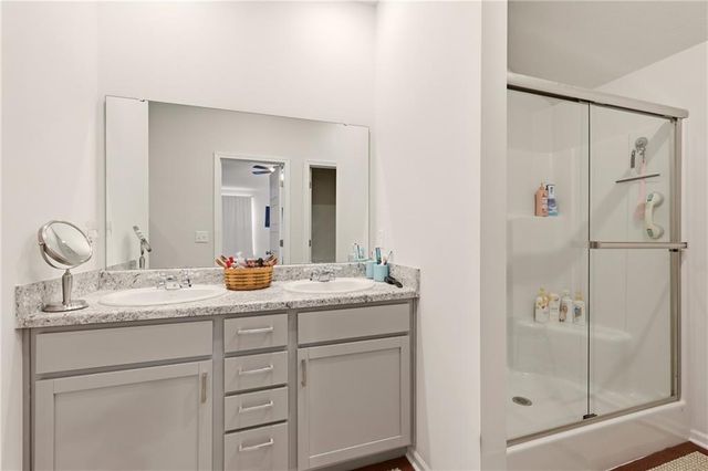 20312 W 193rd Lane, Spring Hill, KS 66083