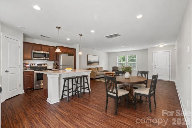 105 Beam Drive, Mooresville, NC 28115