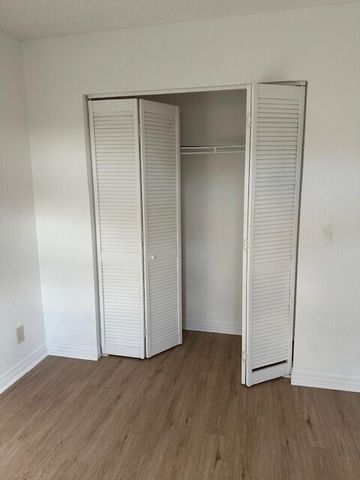 4172 Pine Hollow Circle, Greenacres, FL 33463