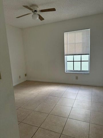 4172 Pine Hollow Circle, Greenacres, FL 33463