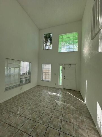 4172 Pine Hollow Circle, Greenacres, FL 33463