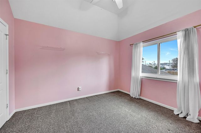 303 Regency Court, Friendswood, TX 77546