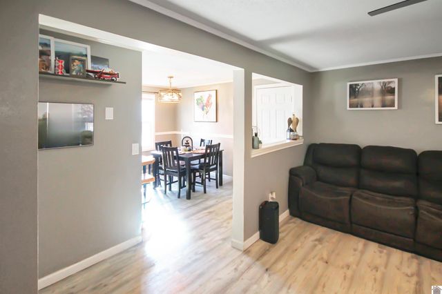 1501 Creekside Drive, Paducah, KY 42003