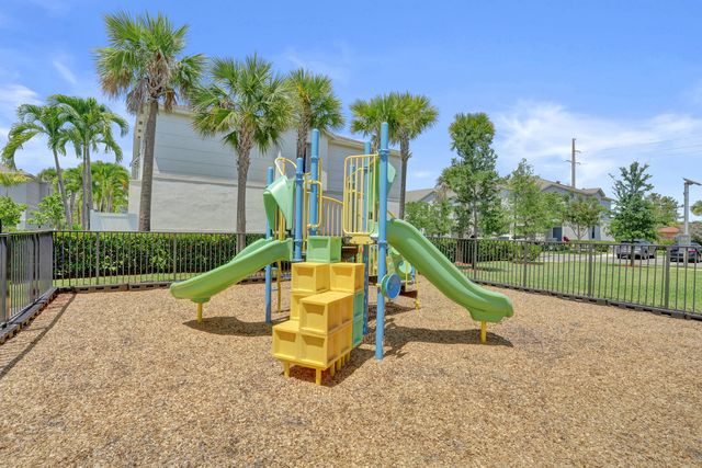 975 NW 3rd Terrace, Pompano Beach, FL 33060