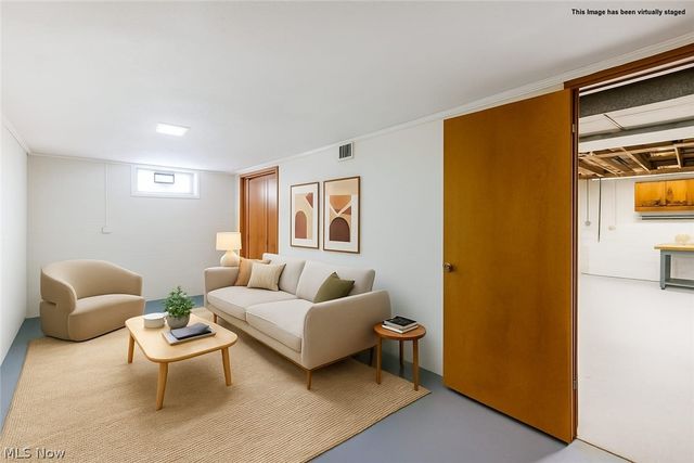 202 Tournament Trail, Cortland, OH 44410