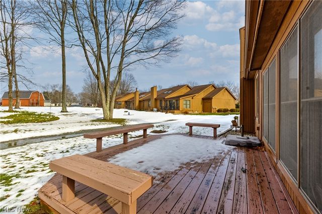 202 Tournament Trail, Cortland, OH 44410