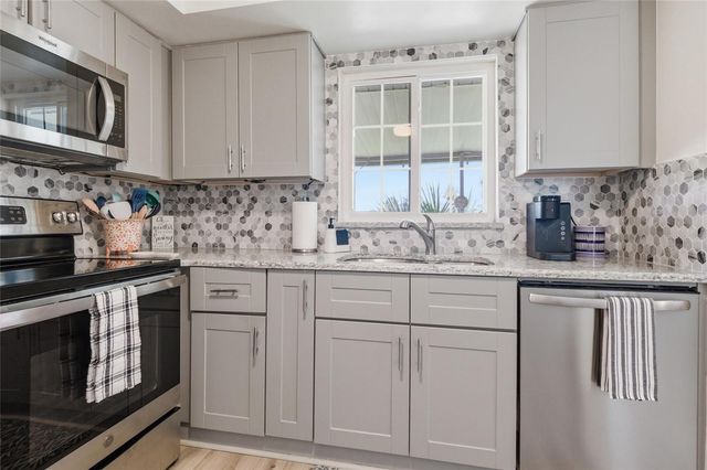 52 ANNAPOLIS LANE, Rotonda West, FL 33947