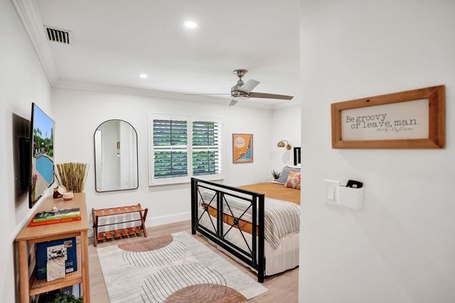 3484 Pine Haven Circle, Boca Raton, FL 33431