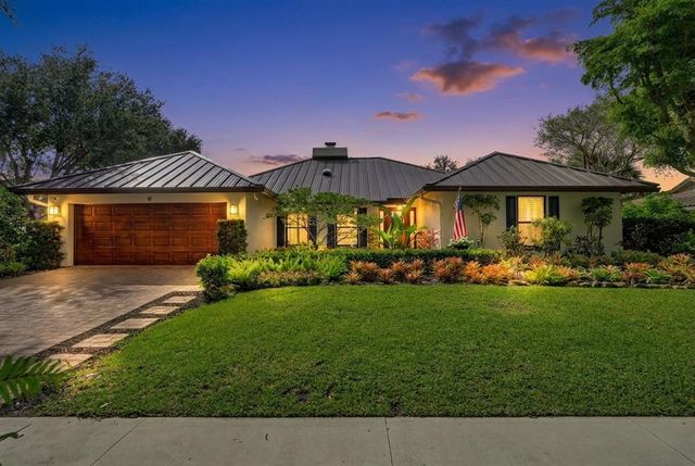 3484 Pine Haven Circle, Boca Raton, FL 33431