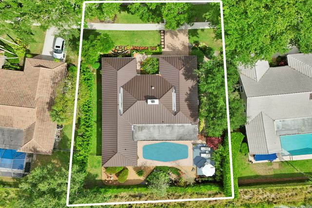 3484 Pine Haven Circle, Boca Raton, FL 33431