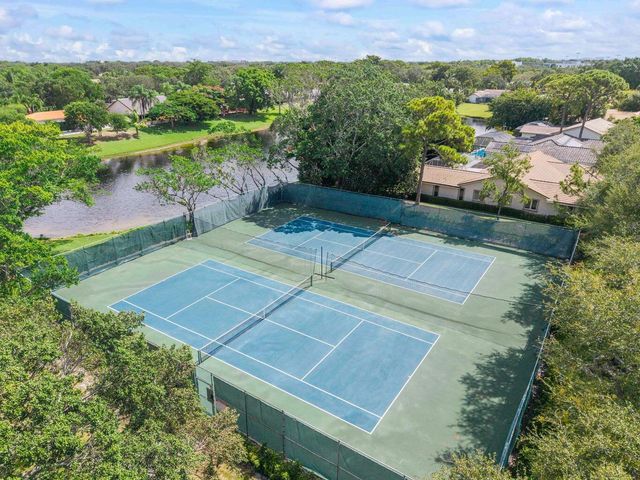 3484 Pine Haven Circle, Boca Raton, FL 33431