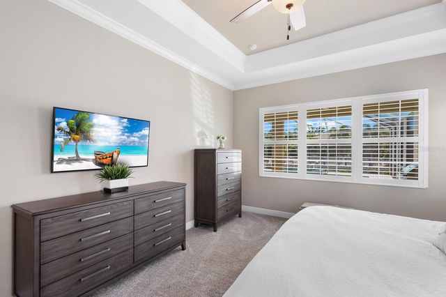 569 MAST DRIVE, Bradenton, FL 34208