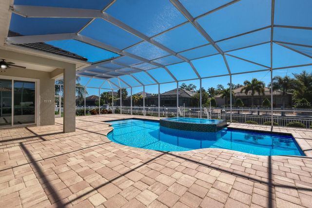 569 MAST DRIVE, Bradenton, FL 34208