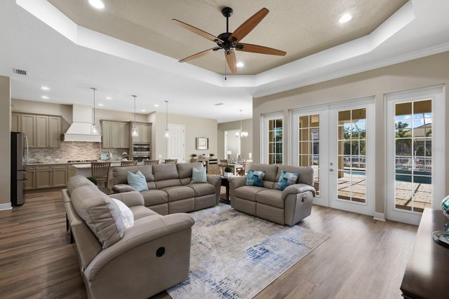 569 MAST DRIVE, Bradenton, FL 34208