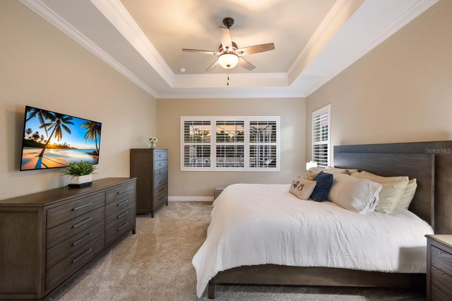 569 MAST DRIVE, Bradenton, FL 34208