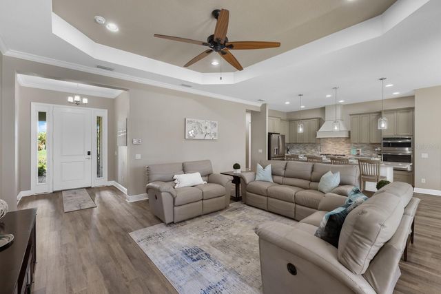 569 MAST DRIVE, Bradenton, FL 34208