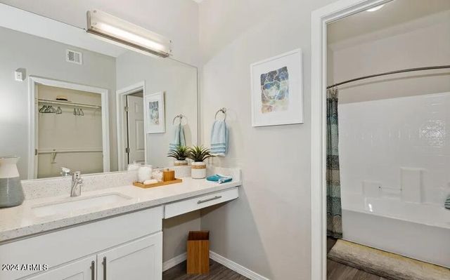 15801 S 48TH Street A2, Phoenix, AZ 85048