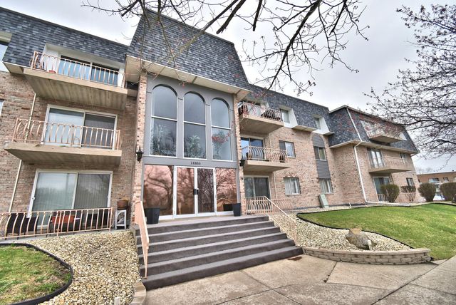 18855 Burnham Avenue 234, Lansing, IL 60438