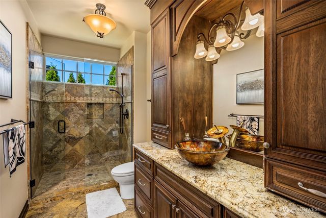 116 16th Avenue, Kirkland, WA 98033