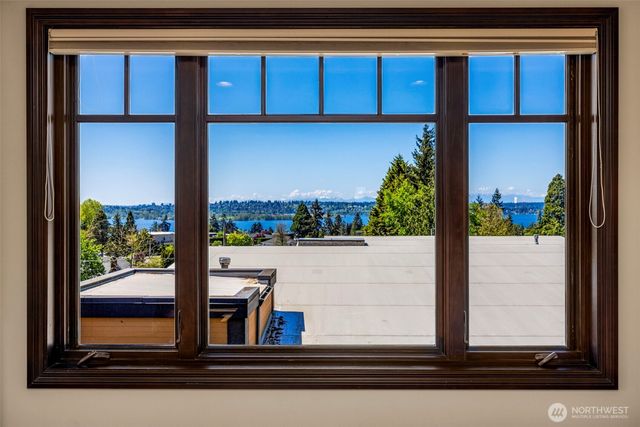 116 16th Avenue, Kirkland, WA 98033