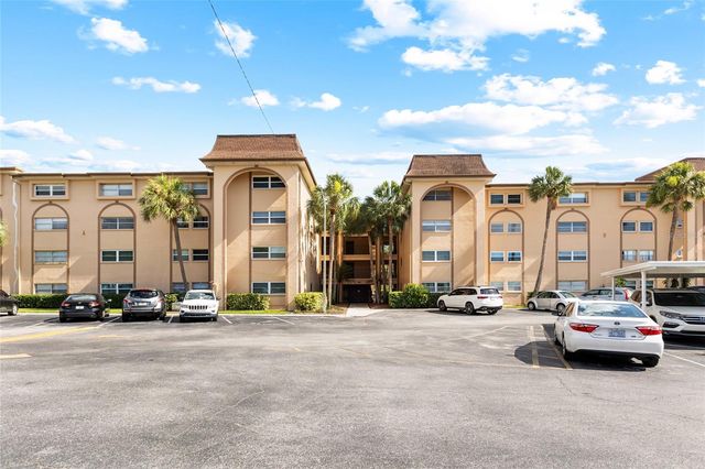 2525 W BAY DRIVE D13, Largo, FL 33770