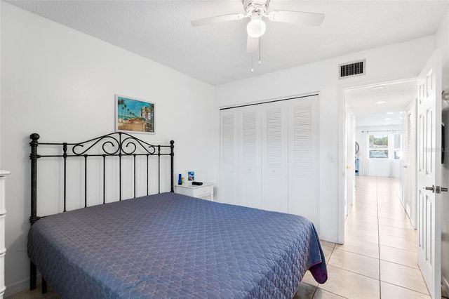 2525 W BAY DRIVE D13, Largo, FL 33770