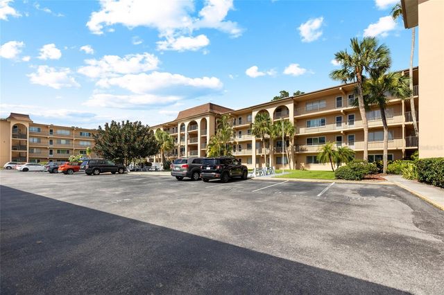 2525 W BAY DRIVE D13, Largo, FL 33770