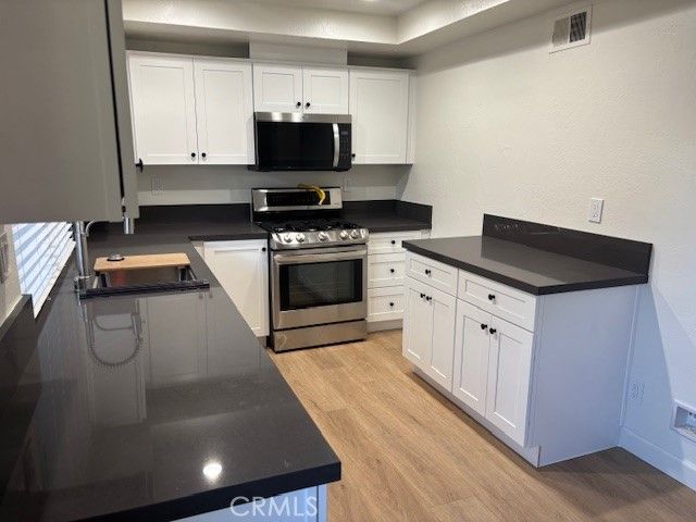 2318 Franzen, Santa Ana, CA 92705