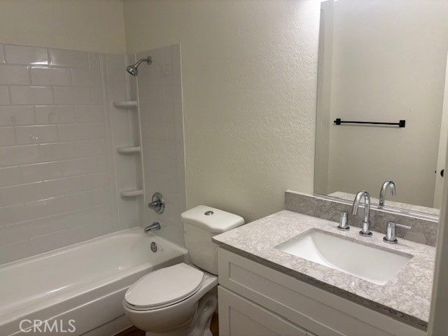 2318 Franzen, Santa Ana, CA 92705