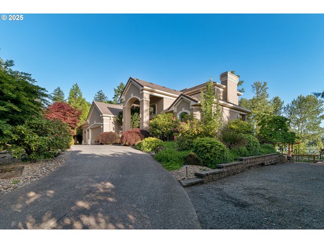 16215 Se RIVERSHORE Dr, Vancouver, WA 98683