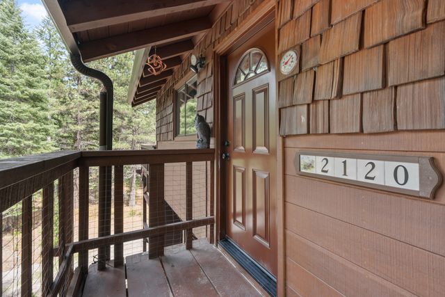 2120 Pack Trail, Mount Shasta, CA 96067