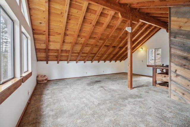2120 Pack Trail, Mount Shasta, CA 96067
