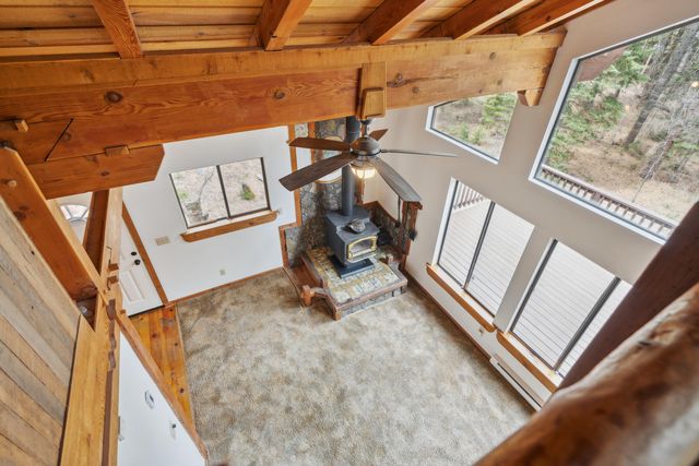 2120 Pack Trail, Mount Shasta, CA 96067