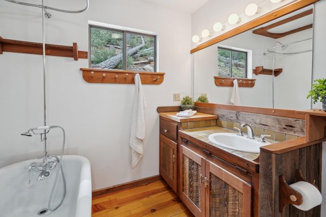 2120 Pack Trail, Mount Shasta, CA 96067