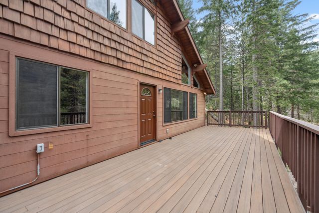 2120 Pack Trail, Mount Shasta, CA 96067